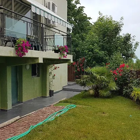 Aheloy Apartments