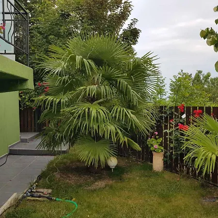 Aheloy Apartments アヘロイ